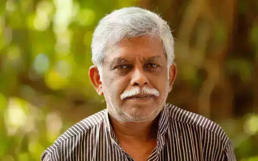 ബലാല്‍സംഗക്കേസില്‍ സിവിക് ചന്ദ്രന്‍ കൊയിലാണ്ടി പോലിസ് സ്‌റ്റേഷനില്‍ ഹാജരായി
