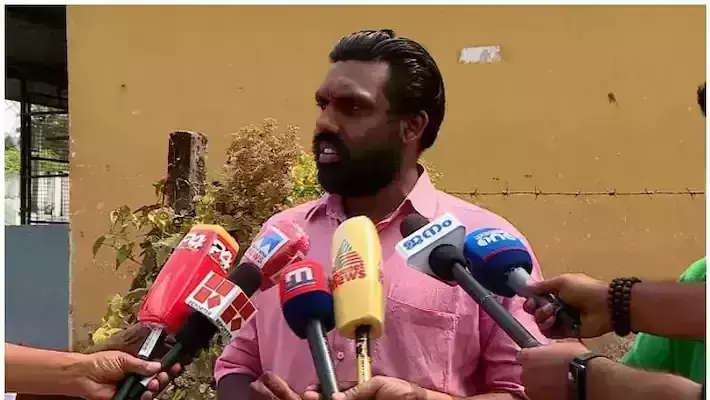 ഹരിത വിവാദം: എംഎസ്എഫ് നേതാവ് പി പി ഷൈജലിനെ വീണ്ടും പുറത്താക്കി ലീഗ് ഹരിത വിവാദം: എംഎസ്എഫ് നേതാവ് പി പി ഷൈജലിനെ വീണ്ടും പുറത്താക്കി ലീഗ്