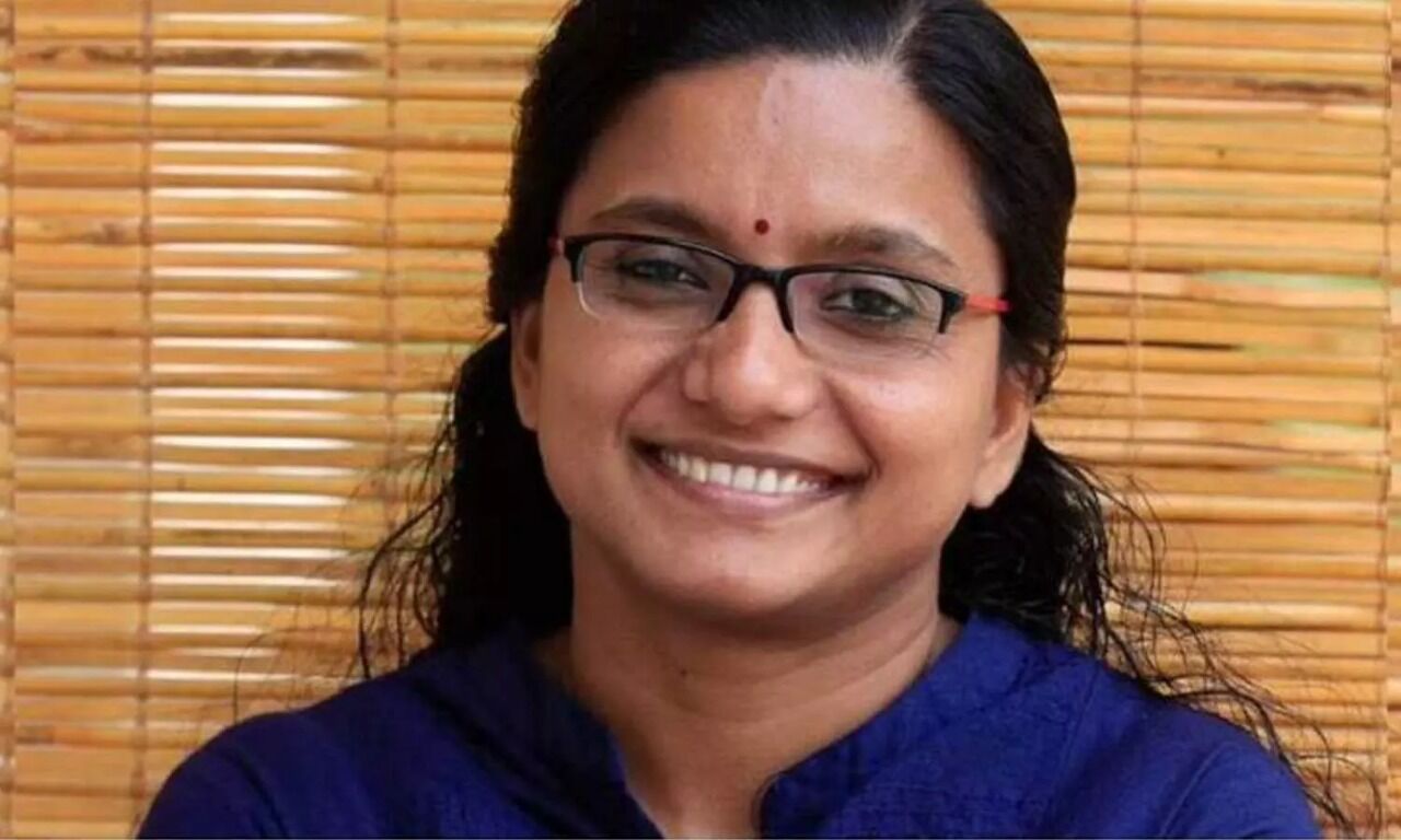 പ്രിയ വര്ഗീസ് അനര്ഹയെന്ന് സെനറ്റ് അംഗം ഡോ ആര് കെ ബിജു പ്രിയ വര്ഗീസ് അനര്ഹയെന്ന് സെനറ്റ് അംഗം ഡോ ആര് കെ ബിജു