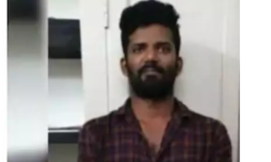 ബത്തേരിയില് വീട് കുത്തിതുറന്ന് 90 പവന് സ്വര്ണ്ണവും 43000 രൂപയും മോഷ്ടിച്ച കേസിലെ പ്രതി അറസ്റ്റില് ബത്തേരിയില് വീട് കുത്തിതുറന്ന് 90 പവന് സ്വര്ണ്ണവും 43000 രൂപയും മോഷ്ടിച്ച കേസിലെ പ്രതി അറസ്റ്റില്