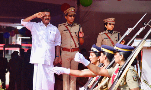തുല്യതയ്ക്കായുള്ള പോരാട്ടം തുടരണം; സ്വാതന്ത്ര്യദിന സന്ദേശത്തില് മന്ത്രി കെ രാധാകൃഷ്ണന് തുല്യതയ്ക്കായുള്ള പോരാട്ടം തുടരണം; സ്വാതന്ത്ര്യദിന സന്ദേശത്തില് മന്ത്രി കെ രാധാകൃഷ്ണന്