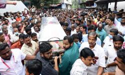 ആര്‍എസ്എസ് കൊലപ്പെടുത്തിയ ഷാജഹാന്റെ സംസ്‌കാരം നടന്നു; വിലാപയാത്രയില്‍ ആയിരങ്ങള്‍