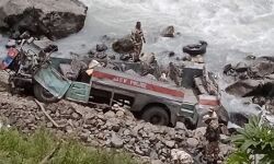 കശ്മീരില്‍ സൈനികവാഹനം നദിയിലേക്ക് മറിഞ്ഞു; നിരവധി മരണങ്ങള്‍