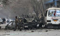 เดชเตเดฐเดพเตผเดฅเดจเดเตเดเดฟเดเต เดฎเดธเตเดเดฟเดฆเดฟเตฝ เดฌเตเดเดฌเต เดธเตเดซเตเดเดจเด; เดเดพเดฌเตเดณเดฟเตฝ 20 เดชเตเตผ เดเตเดฒเตเดฒเดชเตเดชเตเดเตเดเต เดชเตเดฐเดพเตผเดฅเดจเดเตเดเดฟเดเต เดฎเดธเตเดเดฟเดฆเดฟเตฝ เดฌเตเดเดฌเต เดธเตเดซเตเดเดจเด; เดเดพเดฌเตเดณเดฟเตฝ 20 เดชเตเตผ เดเตเดฒเตเดฒเดชเตเดชเตเดเตเดเต