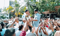 അബ്ദുല്ല അബൂബക്കറിന് ജന്മനാടിന്റെ ഉജ്ജ്വല വരവേല്‍പ്പ്