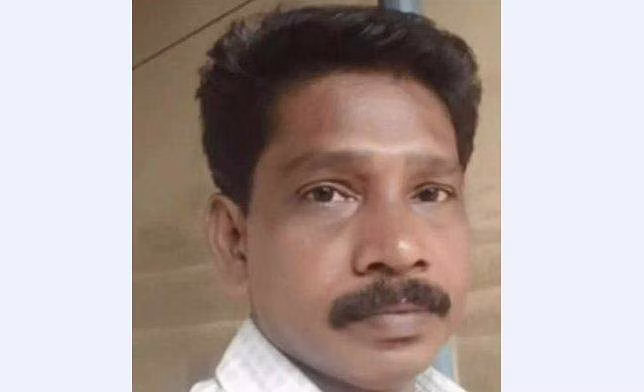 മകനെ മര്ദിക്കുന്നത് തടയാനെത്തിയ പിതാവിനെ മര്ദ്ദിച്ചു കൊന്നു മകനെ മര്ദിക്കുന്നത് തടയാനെത്തിയ പിതാവിനെ മര്ദ്ദിച്ചു കൊന്നു
