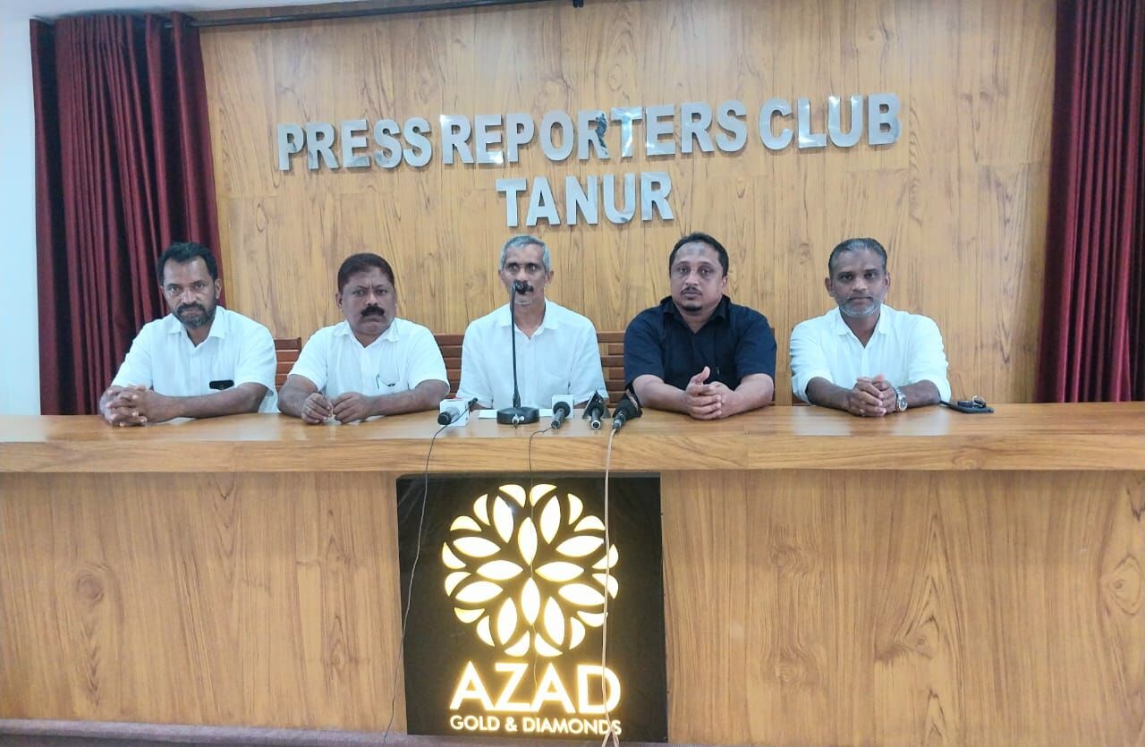 എസ്ഡിപിഐയുടെ താനൂര് ഫിഷറീസ് ഓഫിസ് മാര്ച്ച് വെള്ളിയാഴ്ച എസ്ഡിപിഐയുടെ താനൂര് ഫിഷറീസ് ഓഫിസ് മാര്ച്ച് വെള്ളിയാഴ്ച