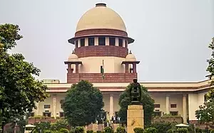 മൃതദേഹം മാറിനല്കി; 25 ലക്ഷം നഷ്ടപരിഹാരം നല്കണമെന്ന് സുപ്രിംകോടതി മൃതദേഹം മാറിനല്കി; 25 ലക്ഷം നഷ്ടപരിഹാരം നല്കണമെന്ന് സുപ്രിംകോടതി