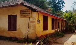 ഗവ. സ്‌പെഷ്യല്‍ ടീച്ചേഴ്‌സ് ട്രെയ്‌നിങ് സെന്ററിലെ   രജിസ്റ്ററുകള്‍ ഉള്‍പ്പെടെയുള്ള രേഖകളമായി മുന്‍ കോര്‍ഡിനേറ്റര്‍ മുങ്ങി