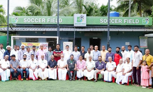 വേറിട്ട അനുഭവമായി മൊറയൂരിലെ പഴയകാല ഫുട്‌ബോള്‍ താരങ്ങളുടെ ഒത്തുചേരല്‍