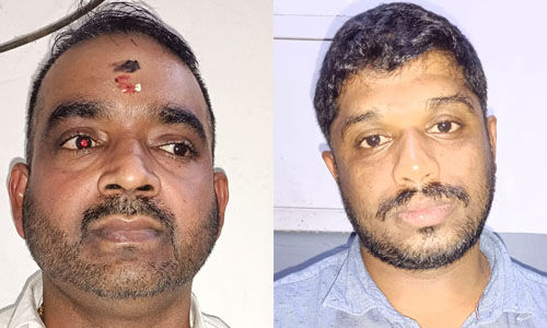 പെരിന്തല്മണ്ണയില് ഇന്നോവ കാറില് കടത്തിയ 63 ലക്ഷം രൂപയുമായി രണ്ട് പേരെ അറസ്റ്റ് ചെയ്തു പെരിന്തല്മണ്ണയില് ഇന്നോവ കാറില് കടത്തിയ 63 ലക്ഷം രൂപയുമായി രണ്ട് പേരെ അറസ്റ്റ് ചെയ്തു