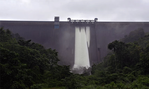 ഷോളയാര്‍ ഡാമിന്റെ മൂന്നാമത്തെ ഷട്ടര്‍ തുറന്നു; ജാഗ്രതാ നിര്‍ദേശം