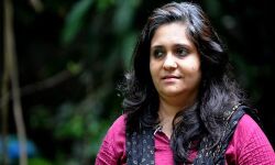 ടീസ്ത സെതല്വാദിന്റെ ജാമ്യാപേക്ഷ സുപ്രിംകോടതി ഇന്ന് പരിഗണിക്കും ടീസ്ത സെതല്വാദിന്റെ ജാമ്യാപേക്ഷ സുപ്രിംകോടതി ഇന്ന് പരിഗണിക്കും