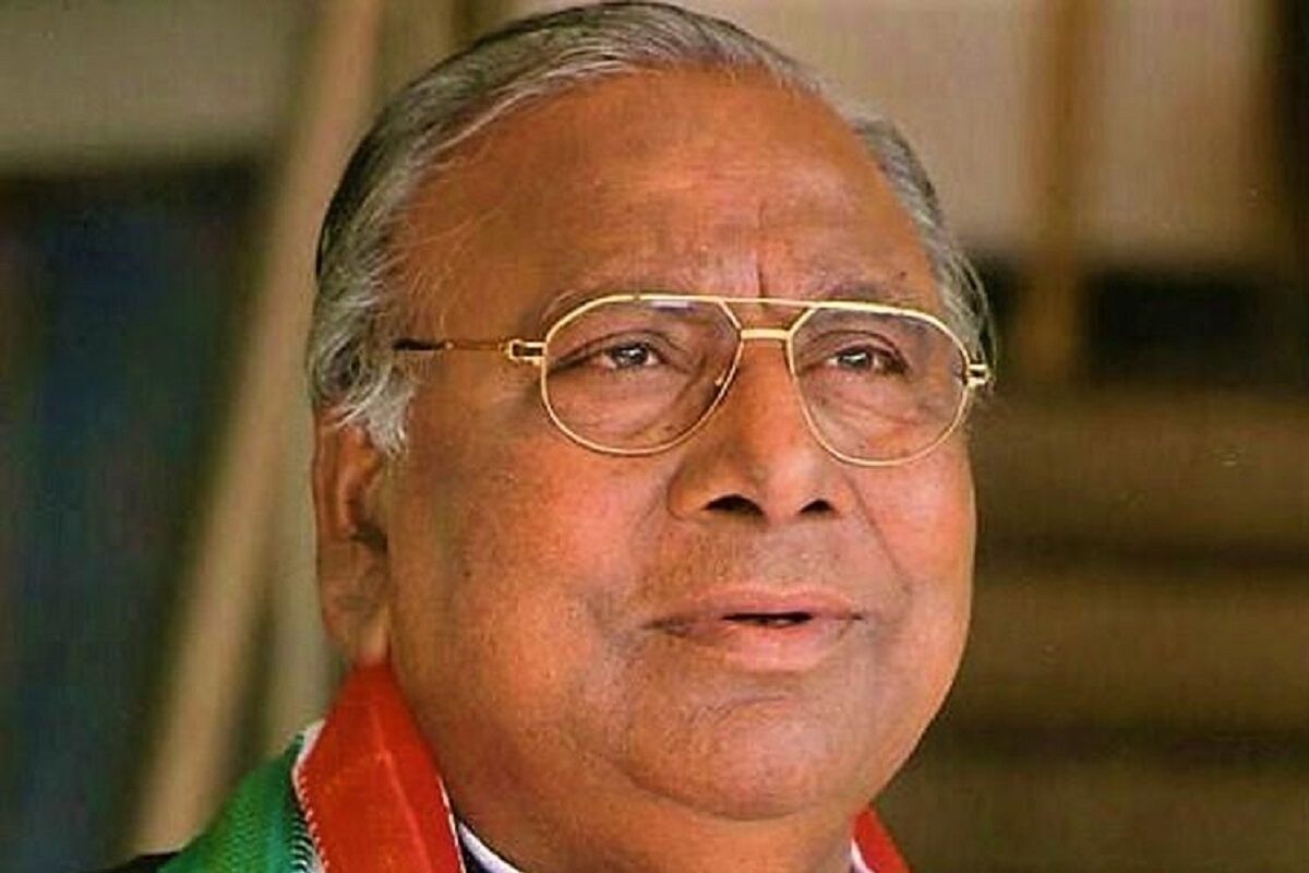 കോണ്‍ഗ്രസ് അധ്യക്ഷന്‍ ഗാന്ധികുടുംബത്തില്‍ നിന്നായിരിക്കണമെന്ന്  മുതിര്‍ന്ന കോണ്‍ഗ്രസ് നേതാവ് ഹനുമന്തറാവു