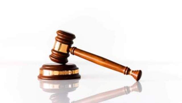 കുടിശ്ശിക വരുത്തിയ ഭരണസമിതി അംഗങ്ങളെ അയോഗ്യത കല്‍പ്പിച്ച ഉത്തരവ് സ്‌റ്റേ ചെയ്തു