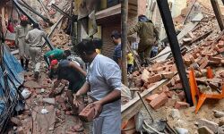 ഡല്‍ഹിയില്‍ നിര്‍മാണത്തിലിരുന്ന ബഹുനില കെട്ടിടം തകര്‍ന്നു; നാലുപേര്‍ക്ക് പരിക്ക്