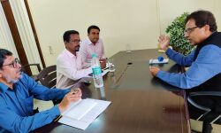 ലക്ഷദ്വീപിലേക്കുള്ള യാത്ര, ചരക്ക് ഗതാഗതം: കേരള മാരിടൈം ബോര്‍ഡ് ലക്ഷദ്വീപ് അഡ്മിനിസ്‌ട്രേഷനുമായി ചര്‍ച്ച നടത്തി