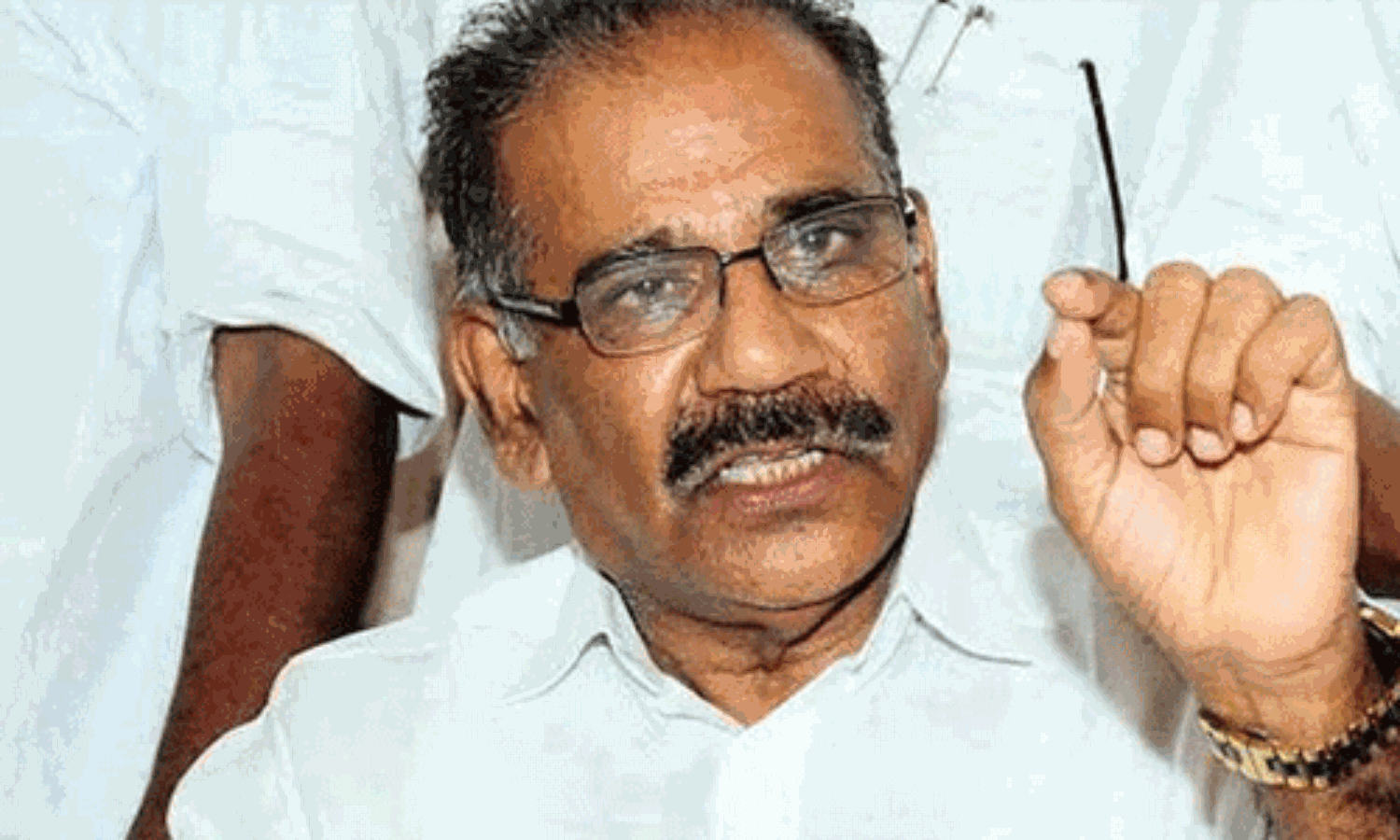 ബഫര് സോണ് വിഷയത്തില് വിദഗ്ധസമിതി രൂപീകരിക്കും: വനം മന്ത്രി ബഫര് സോണ് വിഷയത്തില് വിദഗ്ധസമിതി രൂപീകരിക്കും: വനം മന്ത്രി