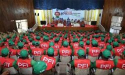 റെസ്ക്യൂ ആന്റ് റിലീഫ് പരിശീലനം; സസ്പെന്ഷനിലായ ഫയര്ഫോഴ്സ് ഓഫിസറെ തിരിച്ചെടുത്തു റെസ്ക്യൂ ആന്റ് റിലീഫ് പരിശീലനം; സസ്പെന്ഷനിലായ ഫയര്ഫോഴ്സ് ഓഫിസറെ തിരിച്ചെടുത്തു