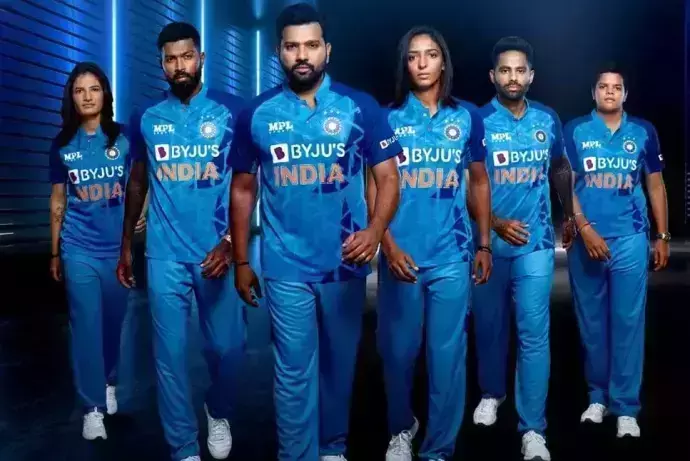 ഇന്ത്യയുടെ ട്വന്റി-20 ലോകകപ്പ് ജെഴ്സി പുറത്ത് ഇന്ത്യയുടെ ട്വന്റി-20 ലോകകപ്പ് ജെഴ്സി പുറത്ത്