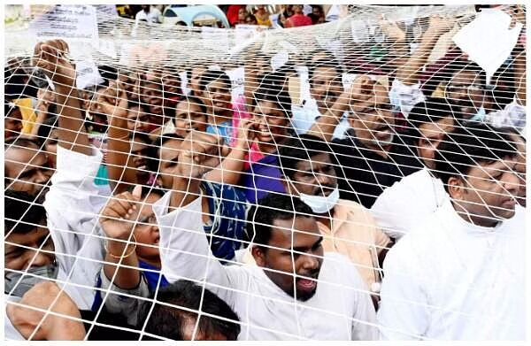 വിഴിഞ്ഞം സമരസമിതിയുമായി നാളെ വീണ്ടും സര്ക്കാര് ചര്ച്ച വിഴിഞ്ഞം സമരസമിതിയുമായി നാളെ വീണ്ടും സര്ക്കാര് ചര്ച്ച