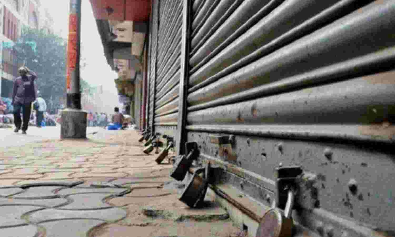 ഹര്ത്താല്: 157 കേസുകള് രജിസ്റ്റര് ചെയ്ത് പോലിസ്, 170 പേര് അറസ്റ്റില്; 368 പേര് കരുതല് തടങ്കലില് ഹര്ത്താല്: 157 കേസുകള് രജിസ്റ്റര് ചെയ്ത് പോലിസ്, 170 പേര് അറസ്റ്റില്; 368 പേര് കരുതല് തടങ്കലില്