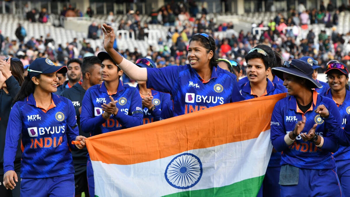 ജൂലന് ഗോസ്വാമിക്ക് പരമ്പര നേട്ടത്തോടെ മടക്കം ജൂലന് ഗോസ്വാമിക്ക് പരമ്പര നേട്ടത്തോടെ മടക്കം