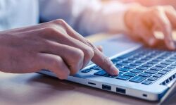 സ്വതന്ത്ര സോഫ്റ്റ്‌വെയർ അല്ലാതെ പൊതുവിദ്യാലയങ്ങളിൽ ഉപയോഗിച്ചാൽ കർശന നടപടി:  മന്ത്രി വി.ശിവൻകുട്ടി