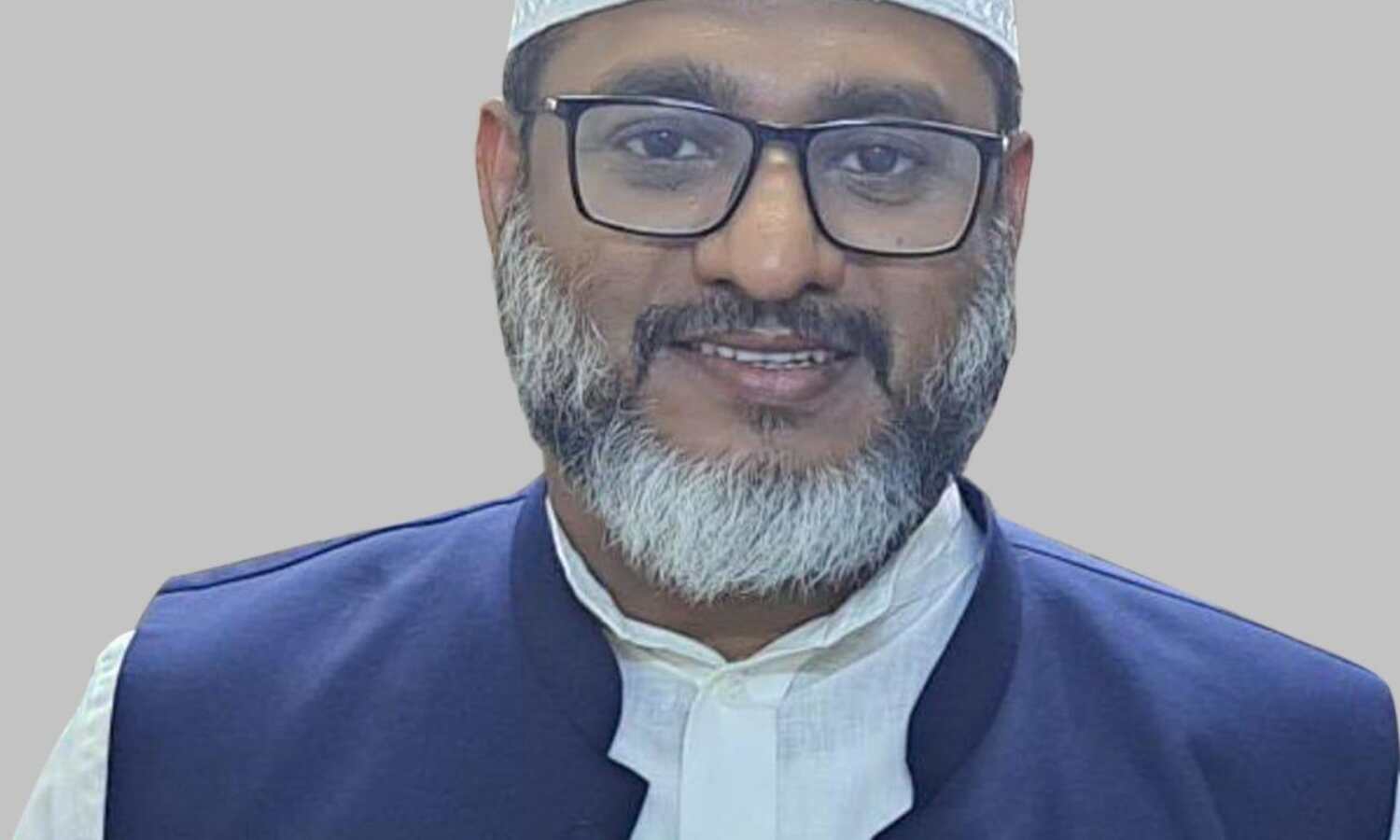 സി എച് മുഹമ്മദ് കോയ സ്മാരക വിദ്യാഭ്യാസ പുരസ്കാരം സുബൈര് ഹുദവിക്ക് സി എച് മുഹമ്മദ് കോയ സ്മാരക വിദ്യാഭ്യാസ പുരസ്കാരം സുബൈര് ഹുദവിക്ക്