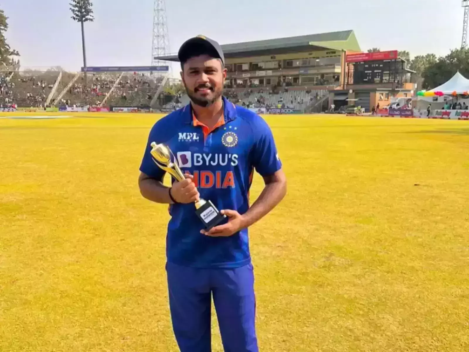 സഞ്ജുവിനും ഠാക്കൂറിനും അര്‍ദ്ധസെഞ്ചുറി; കിവികള്‍ക്കെതിരായ പരമ്പര തൂത്തുവാരി