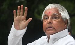 ആര്‍എസ്എസ്സിനെ നിരോധിക്കണമെന്ന് ലാലു പ്രസാദ് യാദവ്