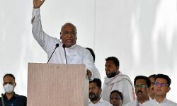 കോണ്‍ഗ്രസ് അധ്യക്ഷ സ്ഥാനത്തേക്ക് മല്ലികാര്‍ജുന്‍ ഖാര്‍ഗെ ഇന്ന് നാമനിര്‍ദേശ പത്രിക സമര്‍പ്പിച്ചേക്കും