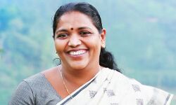 സിപിഐയില്‍ വെട്ടി നിരത്തല്‍: ഇ എസ് ബിജിമോള്‍ സംസ്ഥാന സമിതിയില്‍ നിന്ന് പുറത്ത്