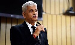 പുതിയ ചീഫ് ജസ്റ്റിസ് ആര്? പിന്‍ഗാമിയെ നിര്‍ദേശിക്കാന്‍ അഭ്യര്‍ഥിച്ച് ജസ്റ്റിസ് യു യു ലളിതിന് കേന്ദ്രത്തിന്റെ കത്ത്