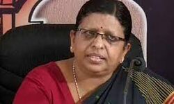 ശസ്ത്രക്രിയക്കിടെ കത്രിക വയറ്റില്‍ മറന്നുവെച്ച സംഭവം; ഡോക്ടര്‍മാരില്‍ നിന്ന് നഷ്ടപരിഹാരം ഈടാക്കണമെന്ന് വനിതാ കമ്മീഷന്‍