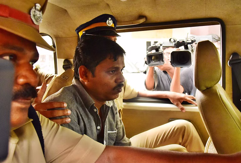 പെരുമ്പാവൂര്‍ ജിഷ വധം: പ്രതി അമീറുല്‍ ഇസ്‌ലാമിന്റെ വധശിക്ഷ സുപ്രിം കോടതി സ്‌റ്റേ ചെയ്തു