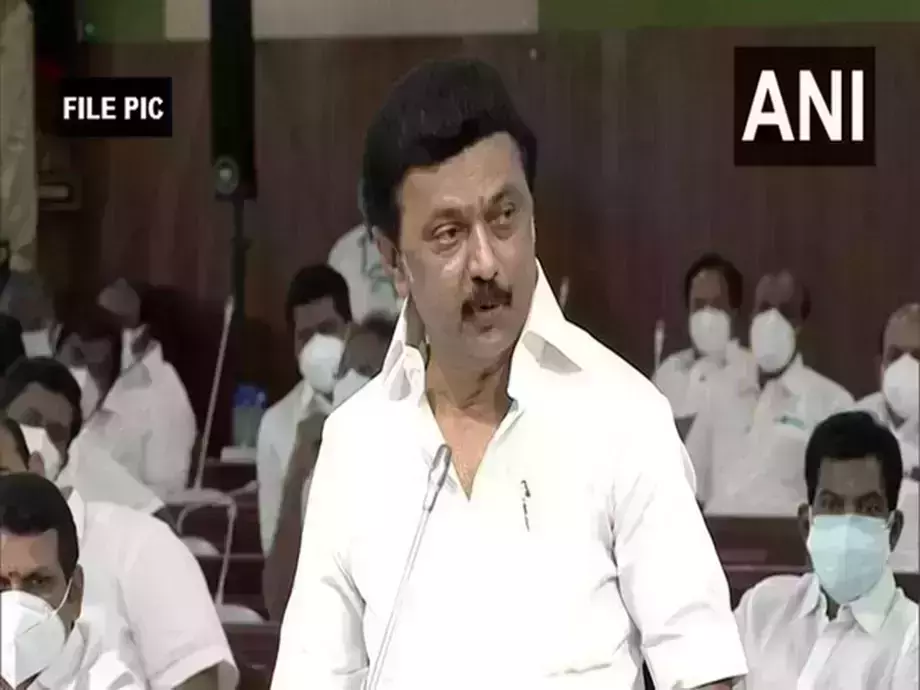 മറ്റൊരു ഭാഷ യുദ്ധം ഉണ്ടാക്കരുത്; ഹിന്ദി നിര്ബന്ധമാക്കിയ കേന്ദ്രത്തിനെ കടന്നാക്രമിച്ച് സ്റ്റാലിന് മറ്റൊരു ഭാഷ യുദ്ധം ഉണ്ടാക്കരുത്; ഹിന്ദി നിര്ബന്ധമാക്കിയ കേന്ദ്രത്തിനെ കടന്നാക്രമിച്ച് സ്റ്റാലിന്