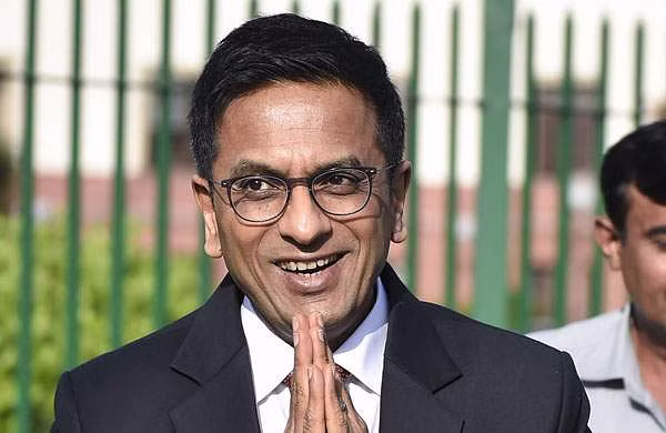 ഡിവൈ ചന്ദ്രചൂഡ് സുപ്രിംകോടതി ചീഫ് ജസ്റ്റിസ്; ഉത്തരവില്‍ ഒപ്പുവച്ച് രാഷ്ട്രപതി