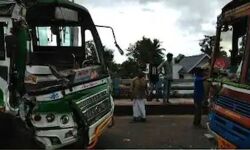 ദേശീയപാതയില്‍ വാഹനങ്ങളുടെ കൂട്ടയിടി:  അമ്പലപ്പുഴയില്‍ മണിക്കൂറുകളോളം വന്‍ഗതാഗതക്കുരുക്ക്