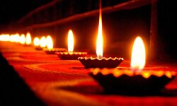 മയക്കുമരുന്ന് വിരുദ്ധ പ്രചാരണവുമായി സർക്കാർ; സംസ്ഥാനത്ത് ഇന്ന് ലഹരിവിരുദ്ധ ദീപം തെളിക്കും