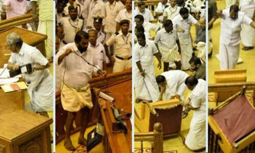 നിയമസഭാ കൈയാങ്കളി കേസ് പരിഗണിക്കുന്നത് നവംബര് 30 ലേക്ക് മാറ്റി നിയമസഭാ കൈയാങ്കളി കേസ് പരിഗണിക്കുന്നത് നവംബര് 30 ലേക്ക് മാറ്റി