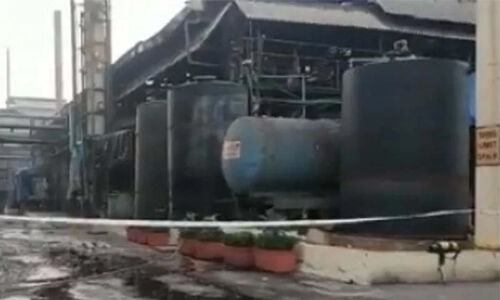 മഹാരാഷ്ട്രയില് കെമിക്കല് ഫാക്ടറിയില് സ്ഫോടനം; മൂന്ന് മരണം, 12 പേര്ക്ക് പരിക്ക് മഹാരാഷ്ട്രയില് കെമിക്കല് ഫാക്ടറിയില് സ്ഫോടനം; മൂന്ന് മരണം, 12 പേര്ക്ക് പരിക്ക്