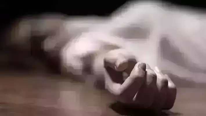 കുവൈത്തില് പ്ലംബിങ് ജോലിക്കിടെ കെട്ടിടത്തില് നിന്നു വീണ് ഇന്ത്യക്കാരന് മരിച്ചു കുവൈത്തില് പ്ലംബിങ് ജോലിക്കിടെ കെട്ടിടത്തില് നിന്നു വീണ് ഇന്ത്യക്കാരന് മരിച്ചു