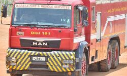 കുന്നംകുളം നഗരത്തിലെ വ്യാപാര സ്ഥാപനത്തിൽ തീപിടുത്തം