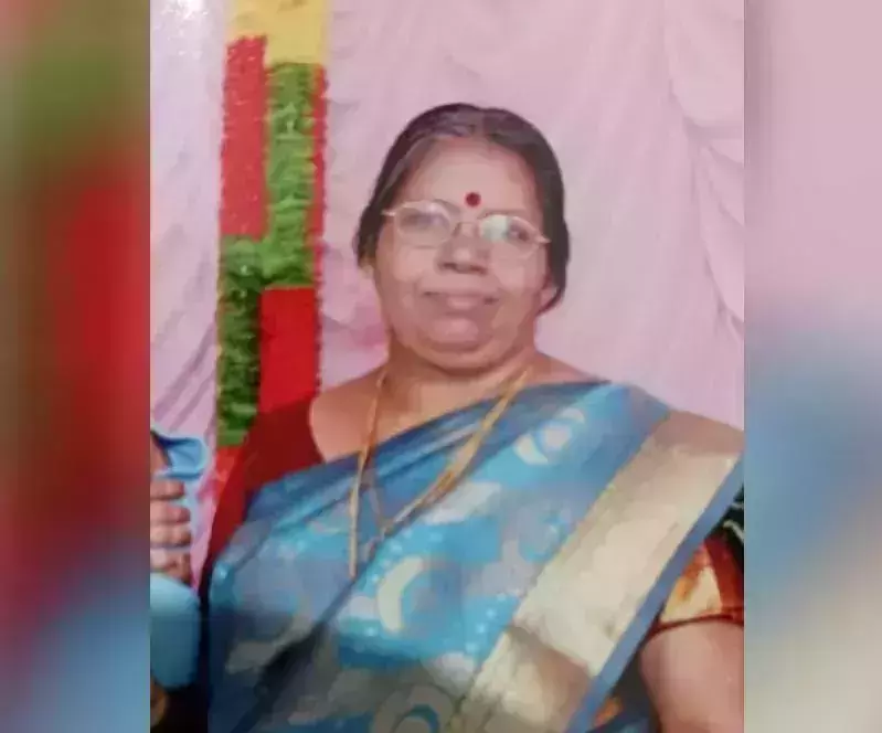 കൊച്ചിയില് ആശുപത്രിയിലേക്ക് പോയ ആംബുലന്സ് നിയന്ത്രണംവിട്ടു മറിഞ്ഞു; രോഗി മരിച്ചു, ഡ്രൈവര് കസ്റ്റഡിയില് കൊച്ചിയില് ആശുപത്രിയിലേക്ക് പോയ ആംബുലന്സ് നിയന്ത്രണംവിട്ടു മറിഞ്ഞു; രോഗി മരിച്ചു, ഡ്രൈവര് കസ്റ്റഡിയില്