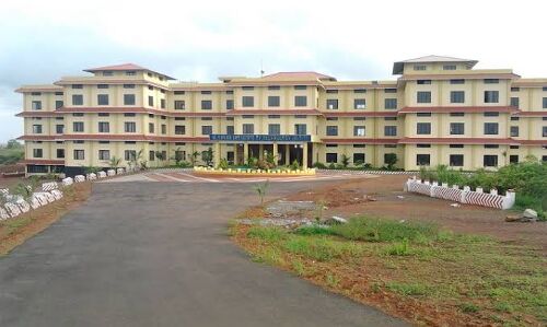 എം ദാസന്‍ ആര്‍ട്‌സ് കോളജില്‍ സീറ്റൊഴിവ്