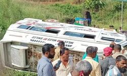 കണ്ണൂരില്‍ സ്‌കൂള്‍ വാന്‍ മറിഞ്ഞു; കുട്ടികള്‍ക്ക് നിസാര പരിക്ക്