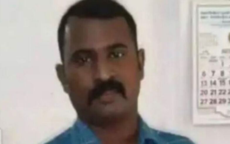 പെണ്കുട്ടികളെ പീഡിപ്പിച്ച കോടഞ്ചേരി സ്റ്റേഷനിലെ പോലിസുകാരന് സസ്പെന്ഷന് പെണ്കുട്ടികളെ പീഡിപ്പിച്ച കോടഞ്ചേരി സ്റ്റേഷനിലെ പോലിസുകാരന് സസ്പെന്ഷന്