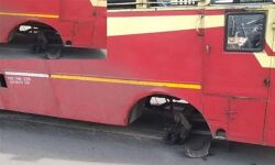 തിരുവനന്തപുരത്ത് ഓടിക്കൊണ്ടിരുന്ന കെഎസ്ആര്‍ടിസി ബസ്സിന്റെ ടയര്‍ ഊരിത്തെറിച്ചു