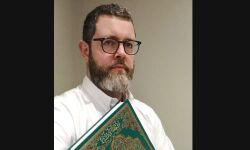 ശരീഅത്തില്‍ ആകൃഷ്ടനായി; ഇസ്‌ലാം സ്വീകരിച്ച് ബ്രിട്ടീഷ് പ്രഫസര്‍ ഹെന്റി ബ്രയാന്‍